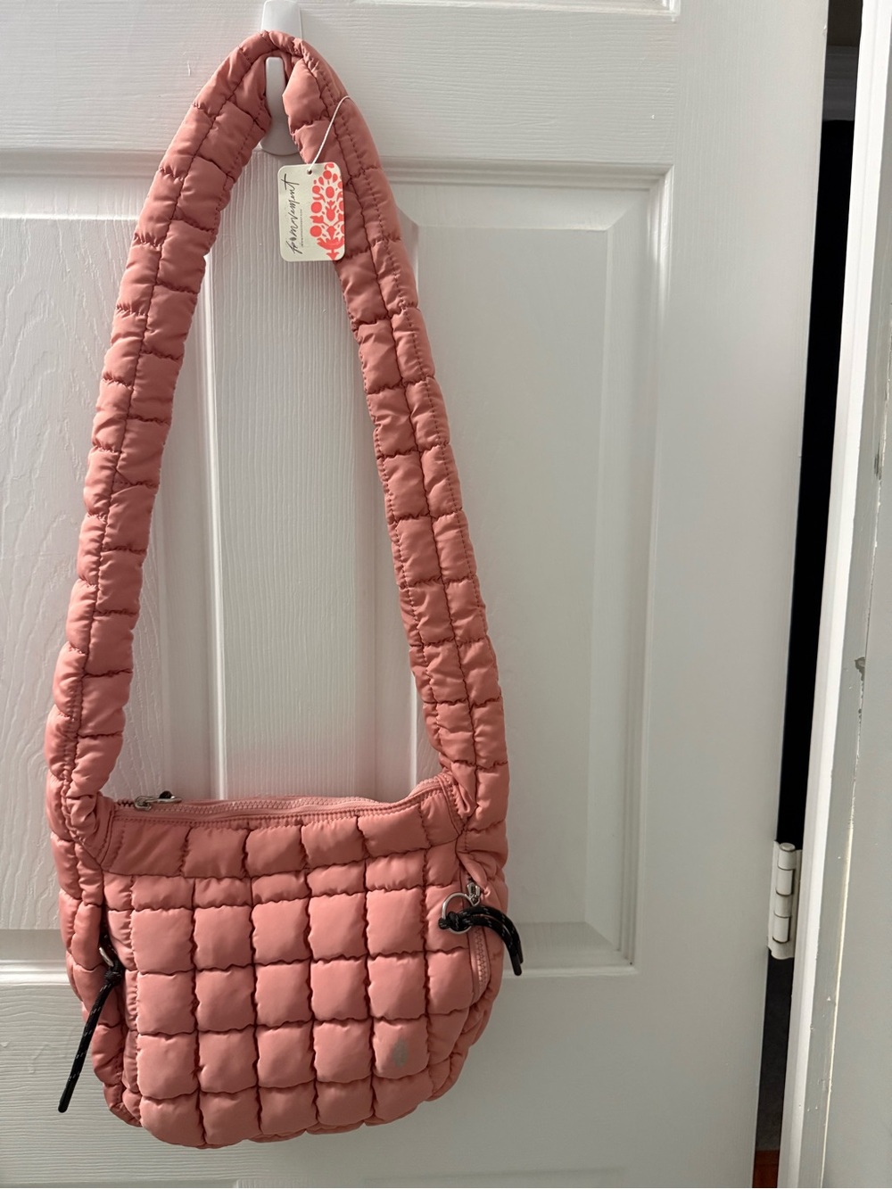 Free People Ballet Slipper Puffer Purse NWT - Picture 2 of 5